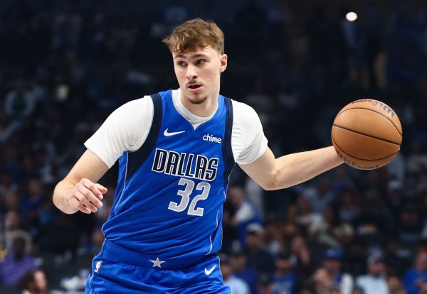 天天配资 基德: 弗拉格的左肩首个回合就被撞伤 他坚持打完了比赛